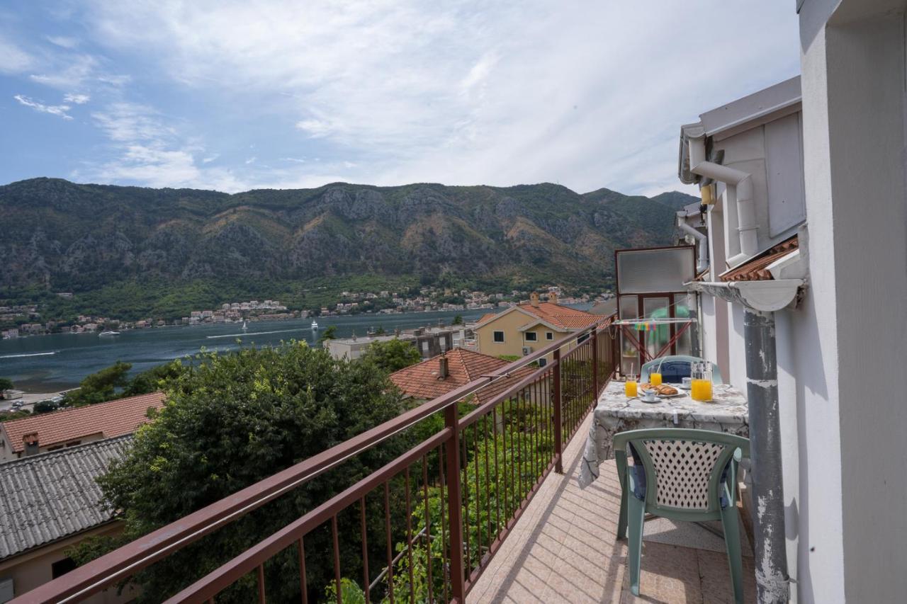 Appartement Albatros à Kotor Extérieur photo